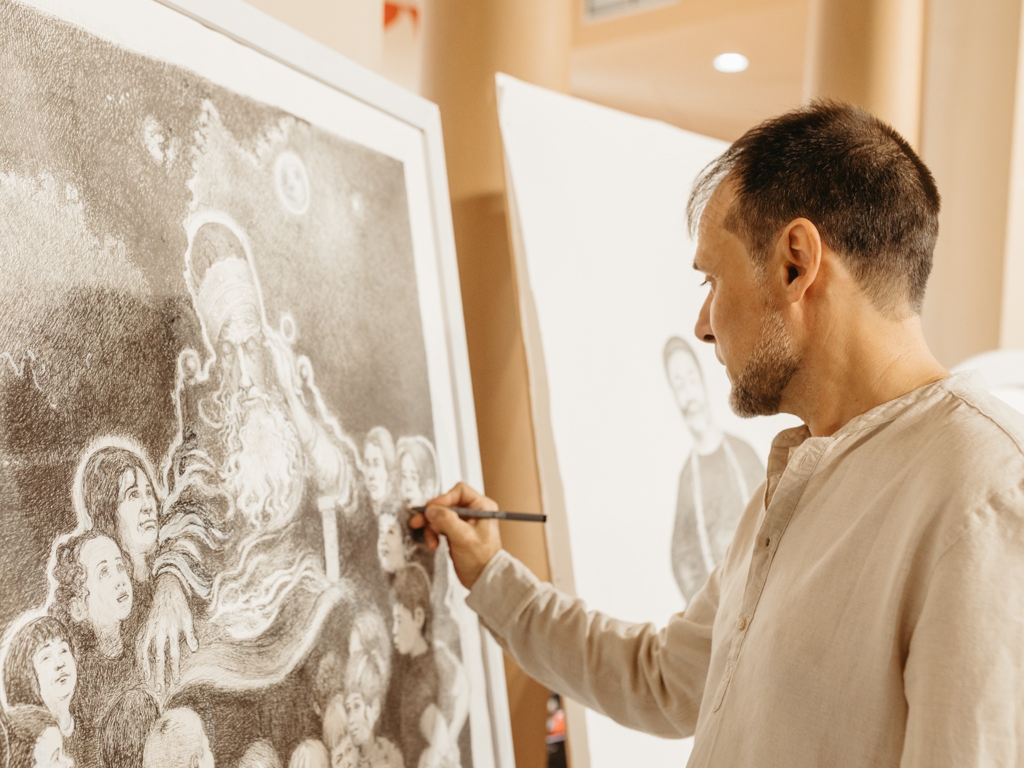 Javier Melgares trabajando en el Espacio Cultural Abacus